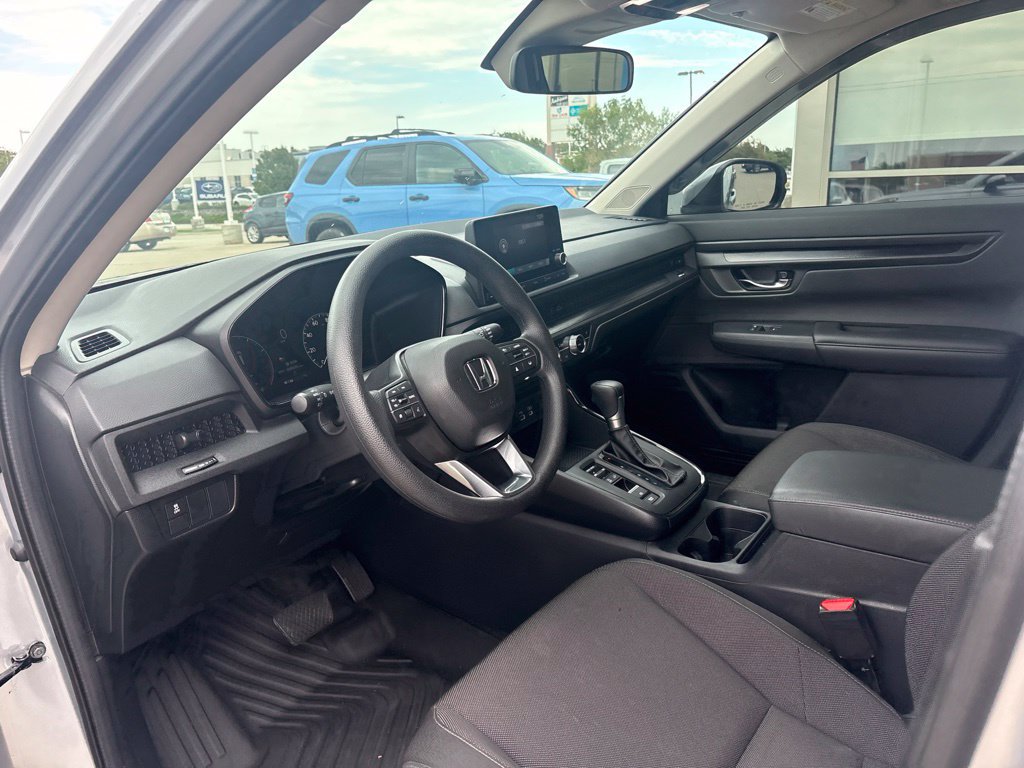 Certified 2025 Honda CR-V EX image 10