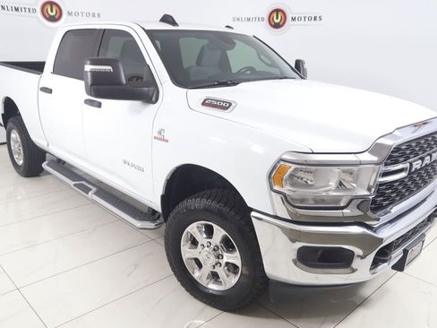 Used 2023 RAM 2500 Big Horn w/ Level 1 Equipment Group AWD/4WD image 13