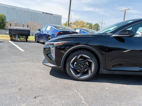 New 2026 Kia K4 EX image 2