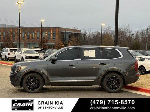 Used 2020 Kia Telluride LX image 4