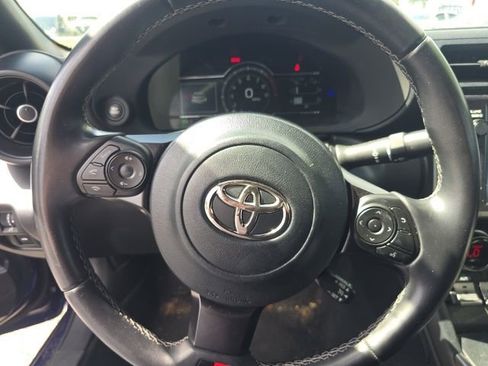 Used 2023 Toyota GR86 image 19