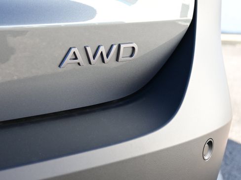 New 2026 Nissan Kicks SV w/ SV Premium Package image 12