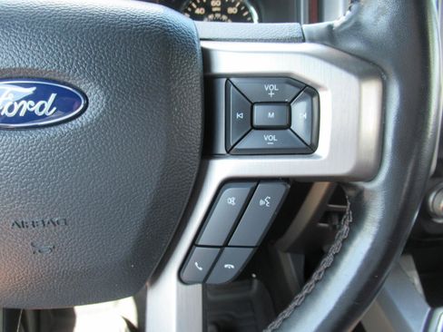Used 2018 Ford F150 Platinum w/ Equipment Group 701A Luxury AWD/4WD image 26
