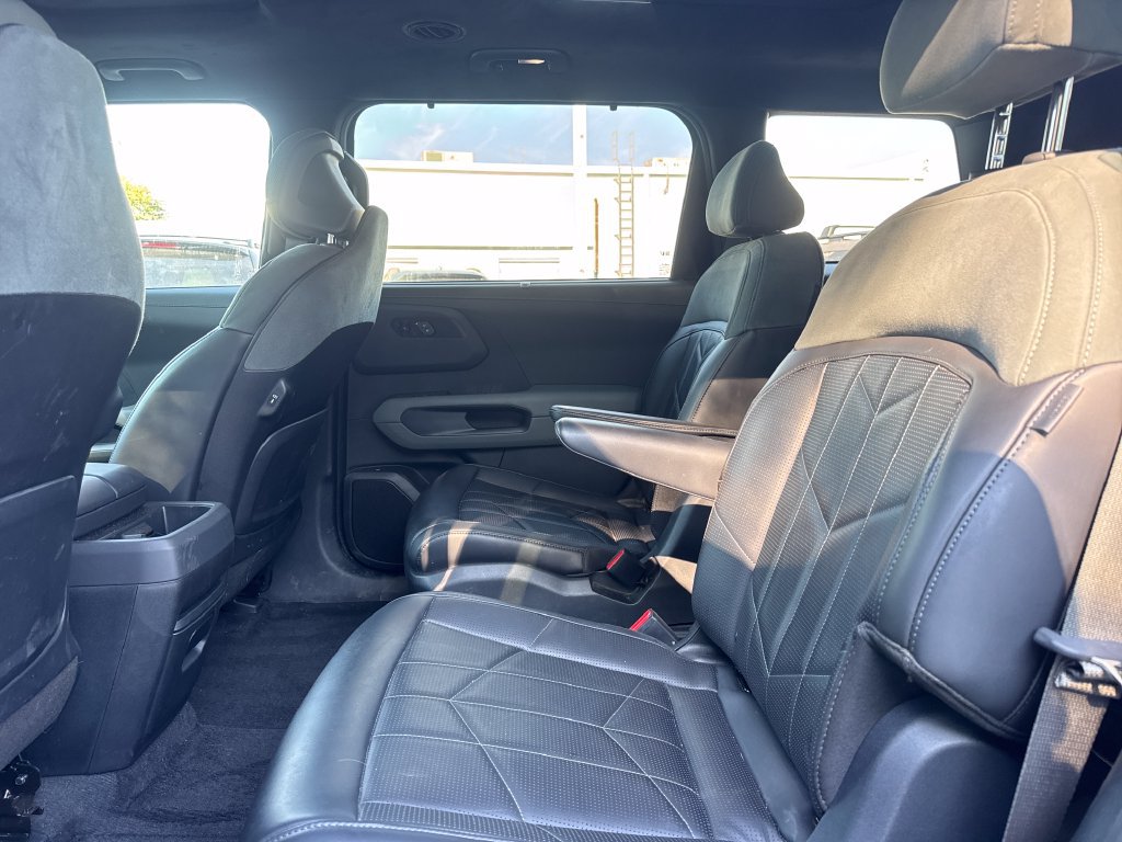 Used 2027 Kia Telluride SX Prestige X-Pro AWD/4WD image 11