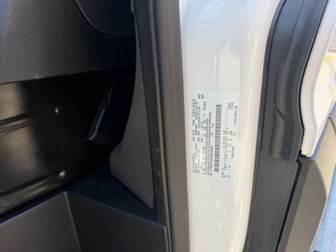 Used 2025 Ford Transit 250 Low Roof w/ Exterior Upgrade Package RWD image 21