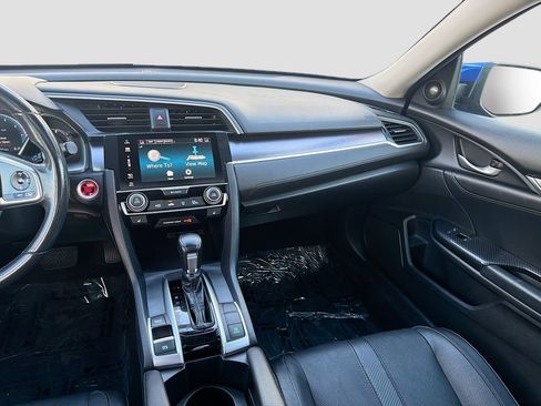 Used 2016 Honda Civic Touring image 24