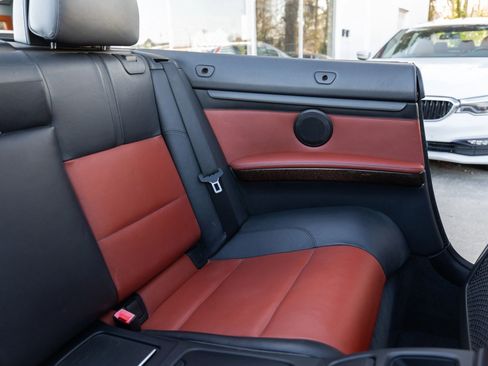 Used 2013 BMW M3 Convertible image 29