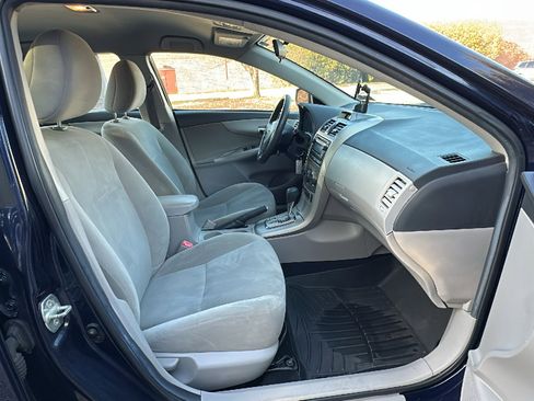 Used 2012 Toyota Corolla L image 23