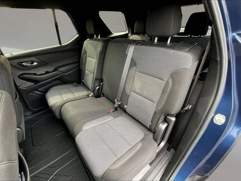 Used 2023 Chevrolet Traverse LT AWD/4WD image 19