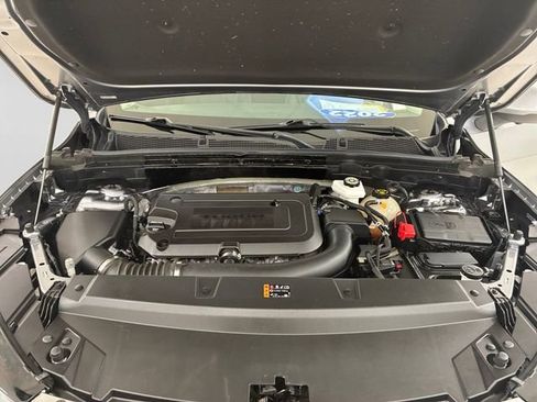 Used 2022 Buick Envision Avenir w/ Technology Package II AWD/4WD image 11