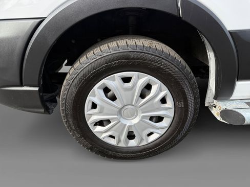 Used 2024 Ford Transit 250 Low Roof w/ Exterior Upgrade Package image 9