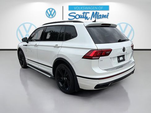 Used 2023 Volkswagen Tiguan SE R-Line FWD image 5