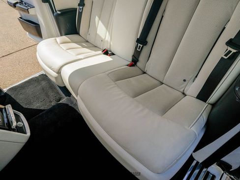 Used 2020 Rolls-Royce Phantom Sedan RWD image 26