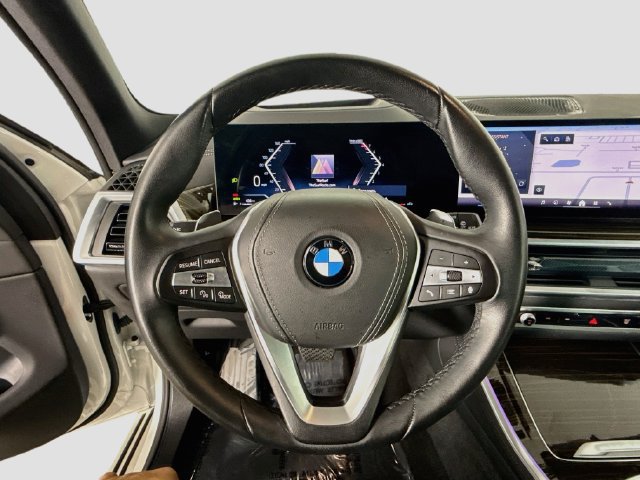Used 2026 BMW X5 sDrive40i RWD image 12