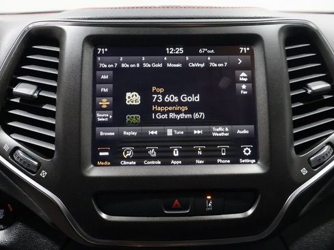 Certified 2022 Jeep Cherokee Trailhawk w/ Sound & Nav Group image 32