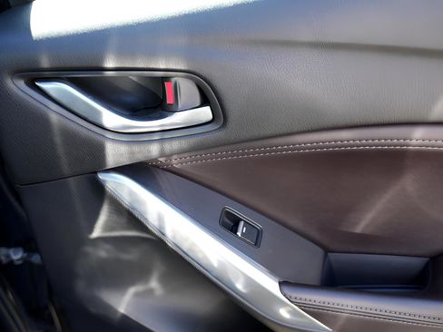 Used 2016 MAZDA MAZDA6 Grand Touring w/ GT Technology Package image 16