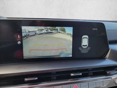 Used 2025 Kia Telluride S FWD image 23