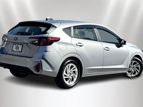 Certified 2025 Subaru Impreza 2.0i image 5