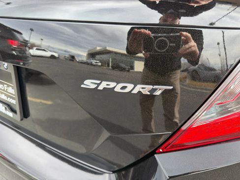 Used 2019 Honda Civic Sport image 10