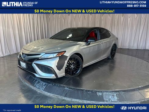 Used 2021 Toyota Camry XSE w/ Navigation Upgrade Package FWD image 1