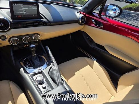 Used 2020 MAZDA MX-5 Miata Grand Touring RWD image 15