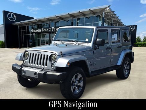 Used 2016 Jeep Wrangler Unlimited Sahara w/ Dual Top Group AWD/4WD image 1