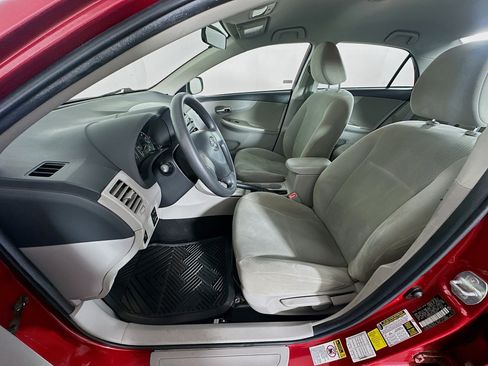 Used 2011 Toyota Corolla LE FWD image 13
