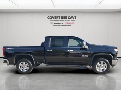 Used 2022 Chevrolet Silverado 2500 LTZ w/ LTZ Premium Texas Edition image 11