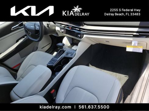 New 2026 Kia Sportage EX w/ EX Panorama Roof Package FWD image 10