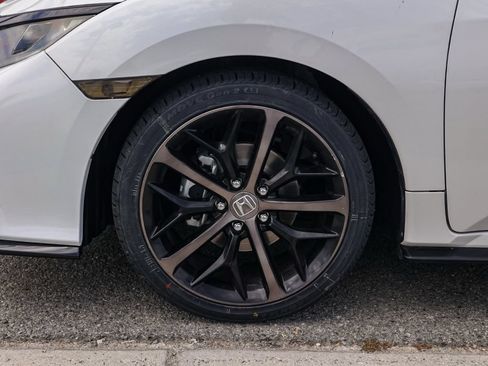 Used 2020 Honda Civic Sport image 11