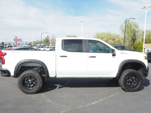 Used 2020 Chevrolet Silverado 1500 LT Trail Boss image 7