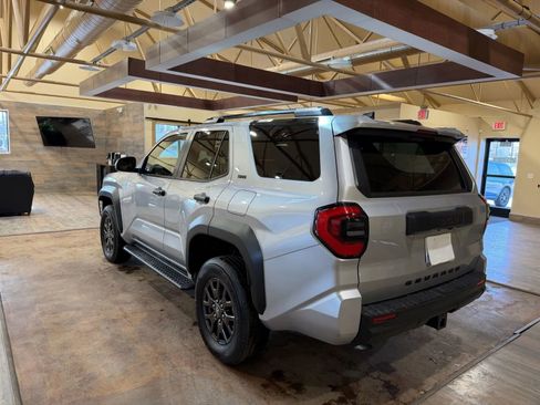 Used 2025 Toyota 4Runner SR5 image 6