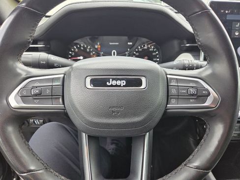 Used 2023 Jeep Compass Limited AWD/4WD image 17