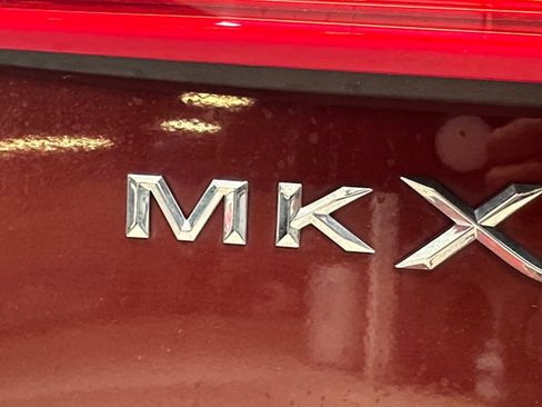 Used 2016 Lincoln MKX Select w/ Climate Package AWD/4WD image 32