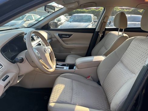 Used 2018 Nissan Altima 2.5 SV FWD image 18