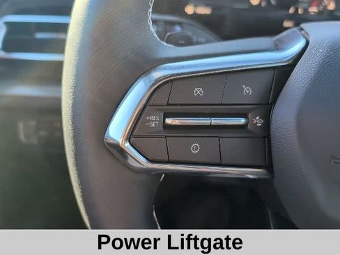 New 2026 Chevrolet Traverse LT w/ Midnight/Sport Edition image 9