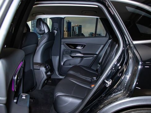 Certified 2025 Mercedes-Benz GLC 350e GLC 350e image 24