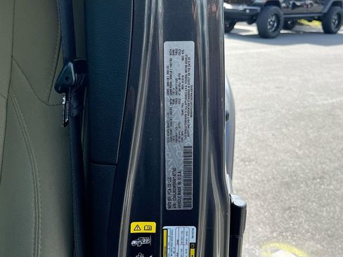 Certified 2022 Jeep Wrangler Unlimited Sport image 30