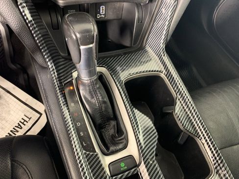 Used 2018 Honda Accord EX-L image 25