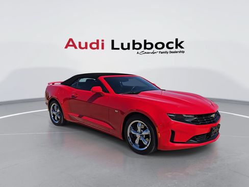 Used 2020 Chevrolet Camaro LT RWD image 2