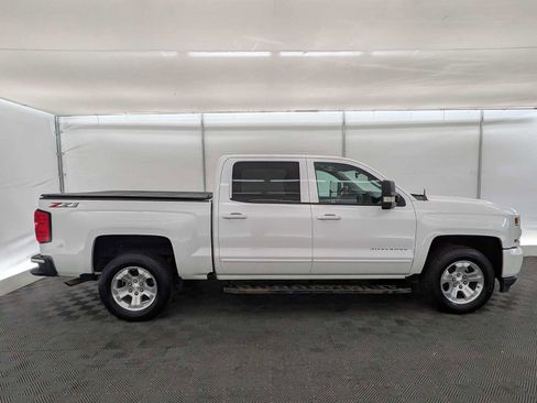 Used 2018 Chevrolet Silverado 1500 LT w/ All Star Edition image 7