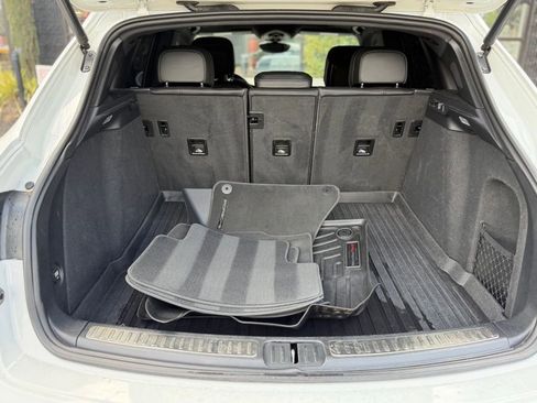 Used 2017 Porsche Macan S image 18