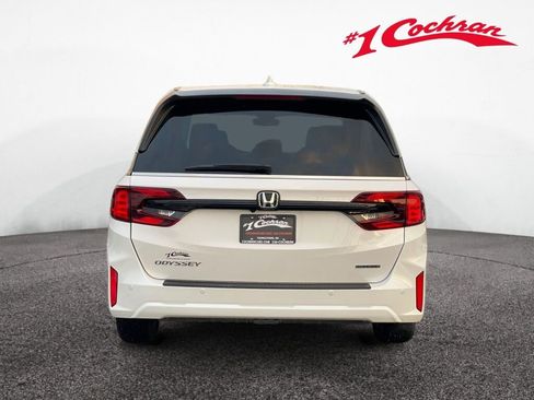 Certified 2025 Honda Odyssey Touring image 20