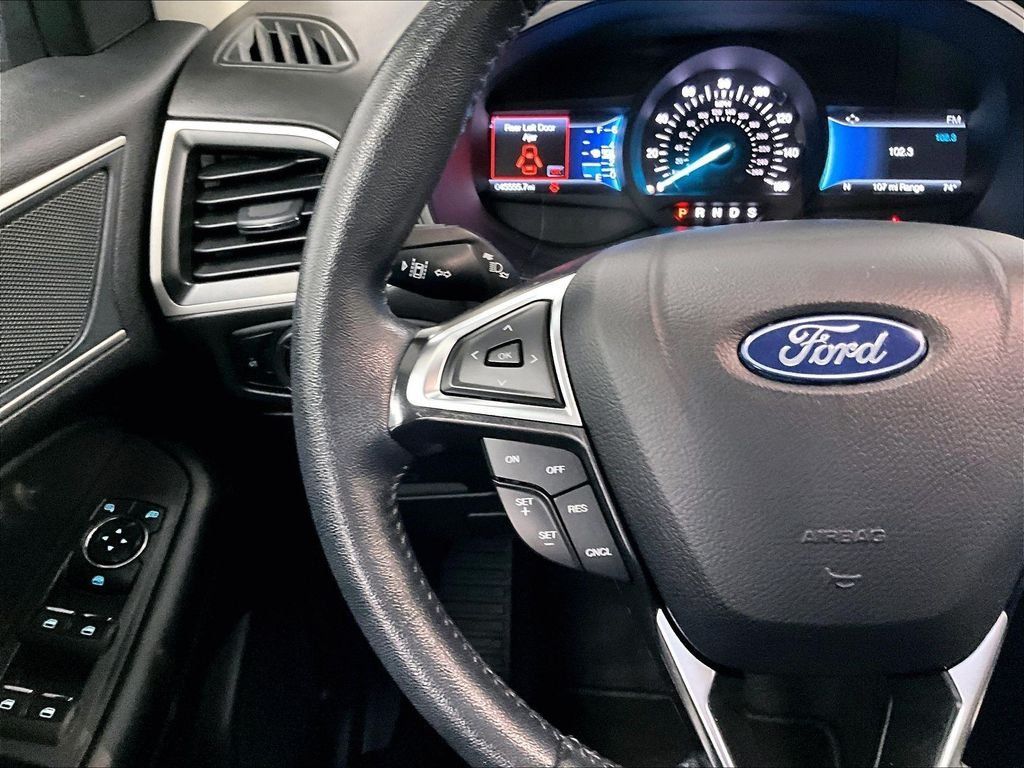 Used 2024 Ford Edge SEL AWD/4WD image 23