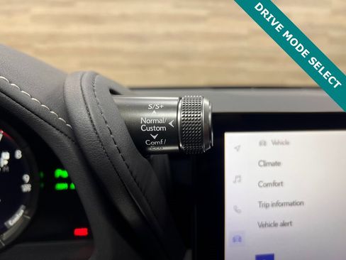 Used 2024 Lexus LC 500 500 image 15