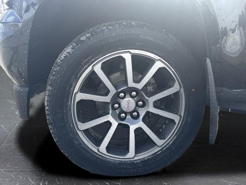 Used 2020 GMC Canyon Denali image 35