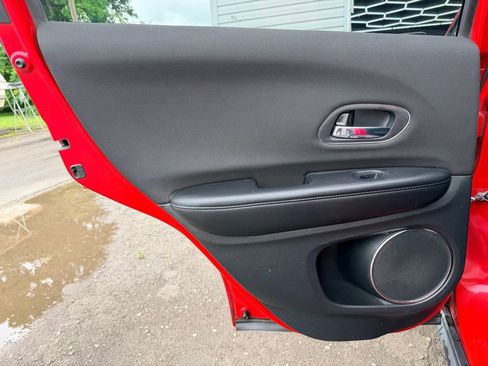 Used 2016 Honda HR-V EX image 23