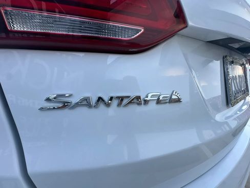 Used 2017 Hyundai Santa Fe Sport FWD image 14