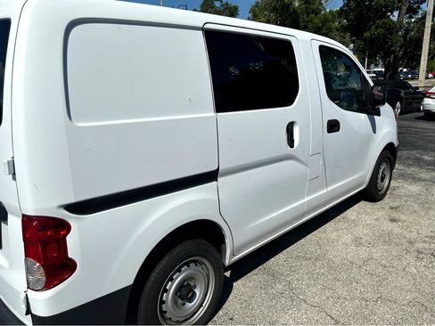 Used 2017 Chevrolet City Express LT FWD image 3