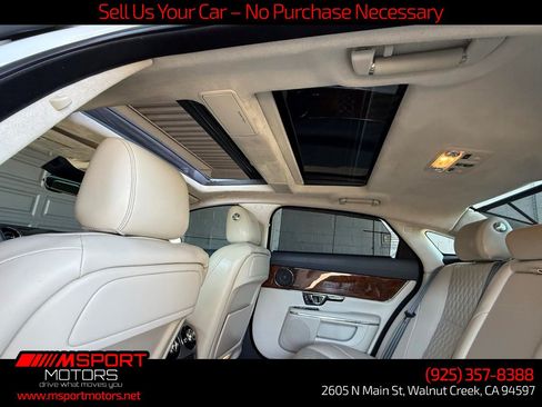 Used 2019 Jaguar XJ L Portfolio RWD image 7